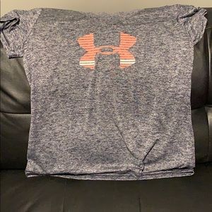 Like new short sleeve under armor xl